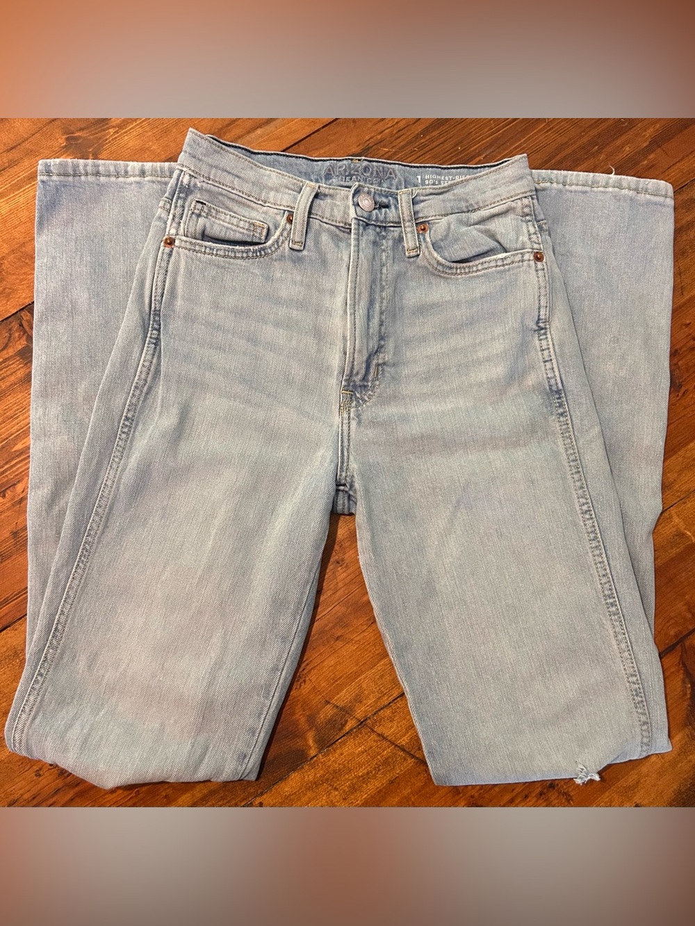Arizona Jean Company Light Blue Highest-Rise 90’s Straight Leg Jeans